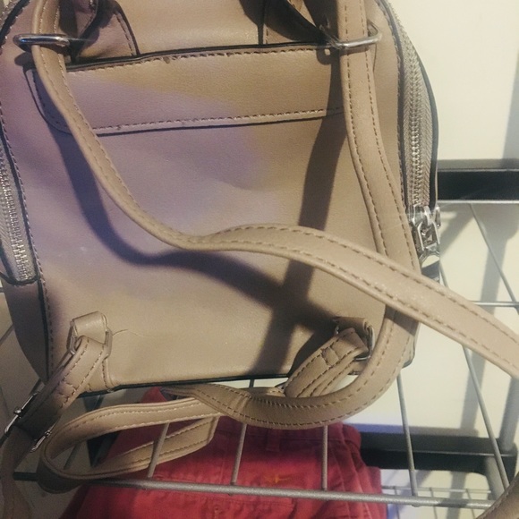 Mini back pack - Picture 3 of 3